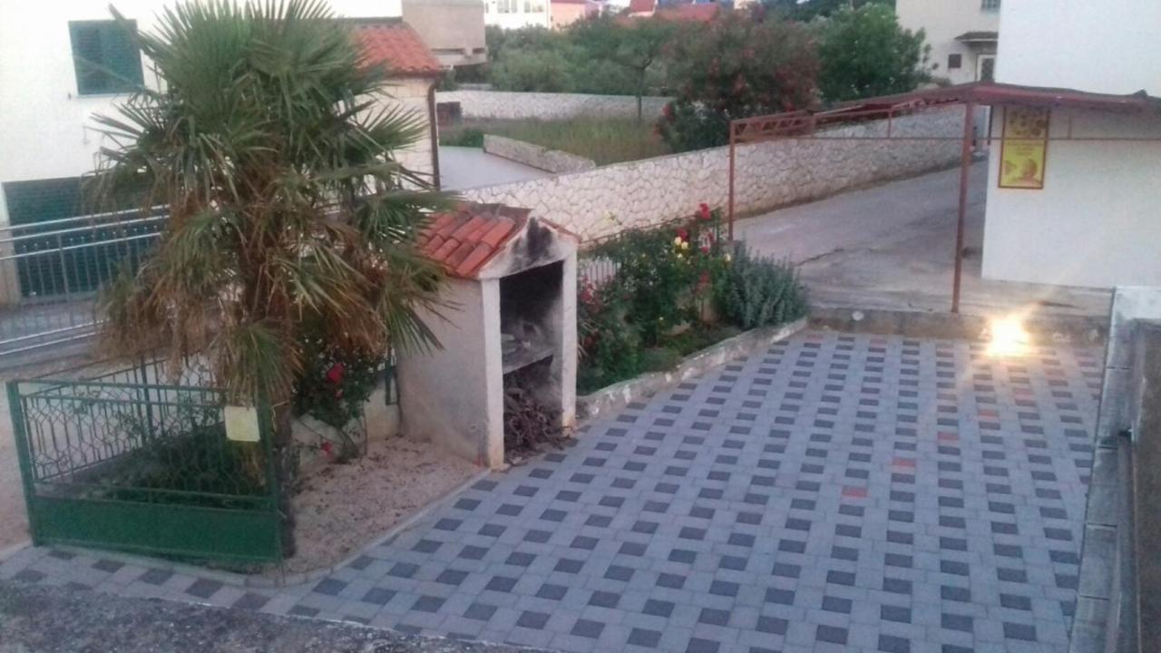 Apartments Tanfara Brodarica  Exterior photo