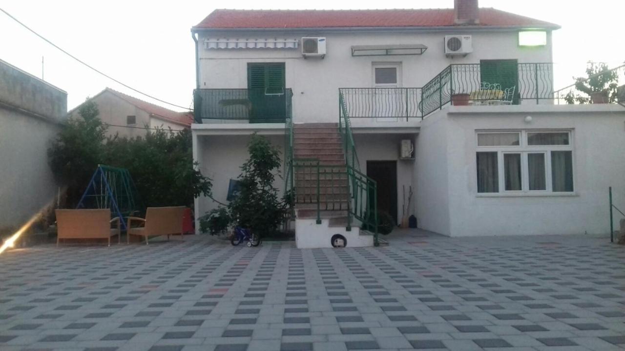 Apartments Tanfara Brodarica  Exterior photo